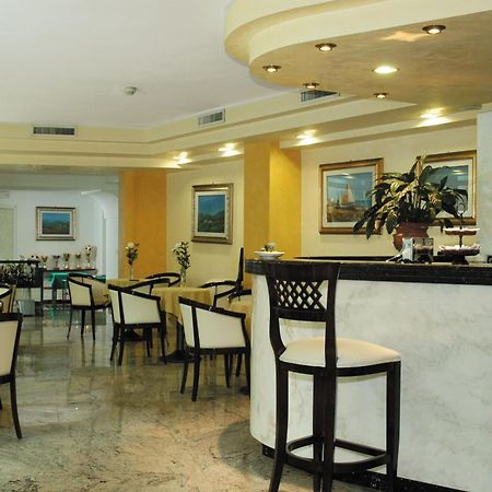 Hotel Borgo Marina Роди-Гарганико Экстерьер фото